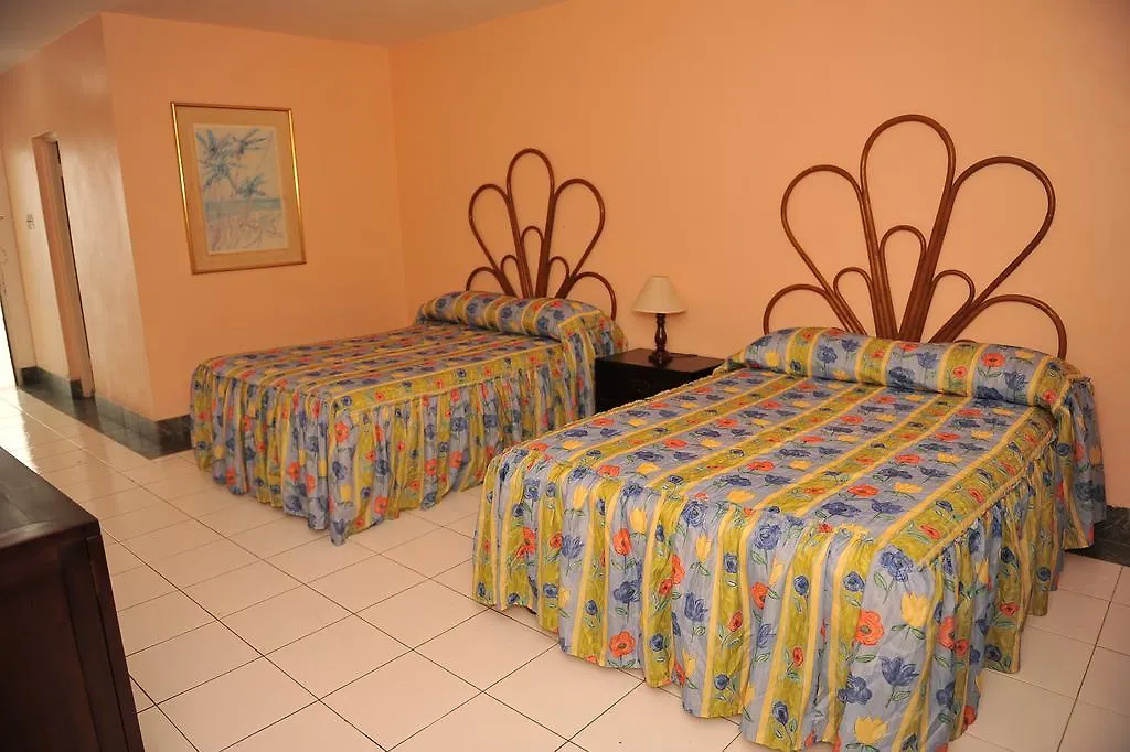 Syrynity Palace Otel Montego Bay