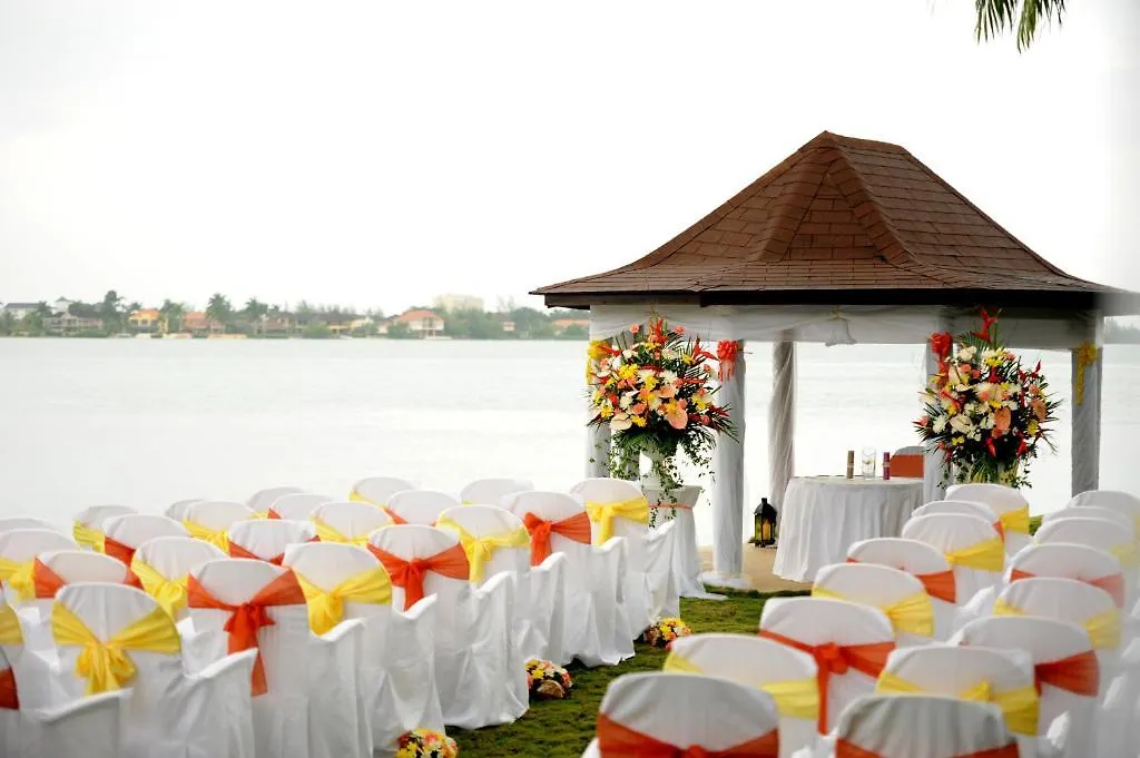 Syrynity Palace Otel Montego Bay