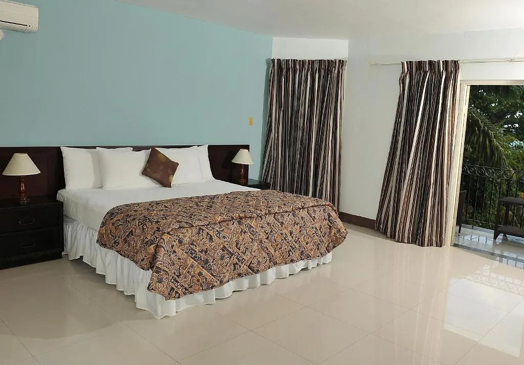 Syrynity Palace Otel Montego Bay